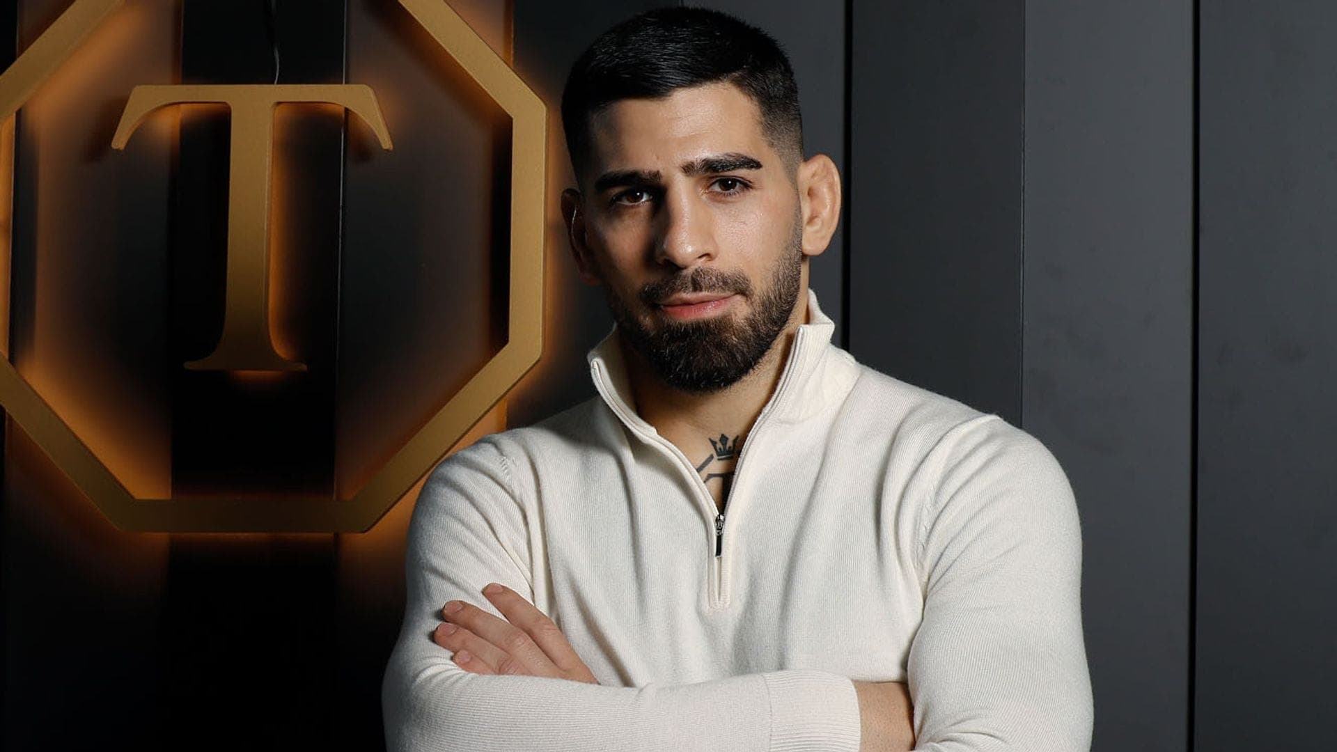 Topuria expone a Islam Makhachev : le acusa de simular una lesión para evitar enfrentarse en el main event de la Casa Blanca